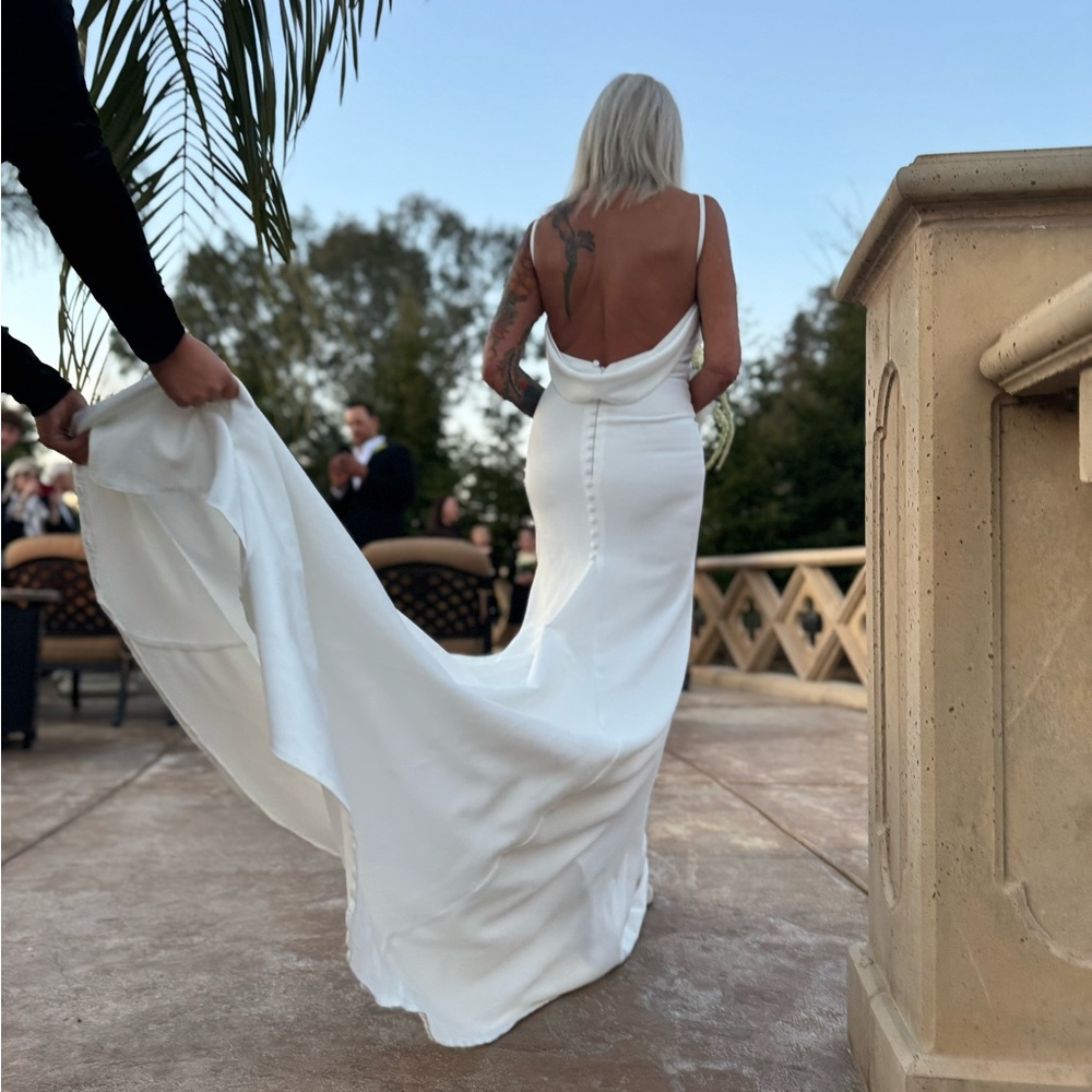 Beautiful mermaid bridal gown